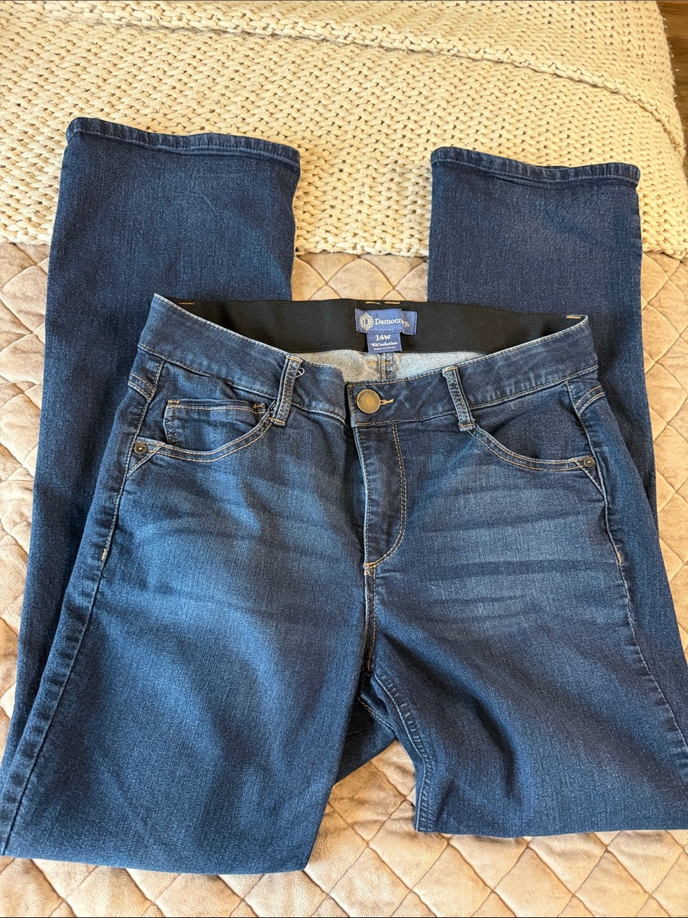 Democracy Women's Medium Wash Bootcut Stretch Jeans - Picture 5 of 8
